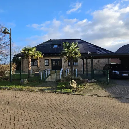 Prázdninový dům Grosses In Traumhafter Lage Mit Seeblick Erholung Garantiert Ummanz